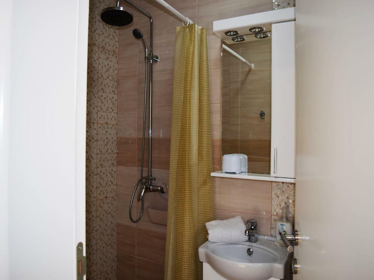 Iva Apartmani Tribunj  Ngoại thất bức ảnh