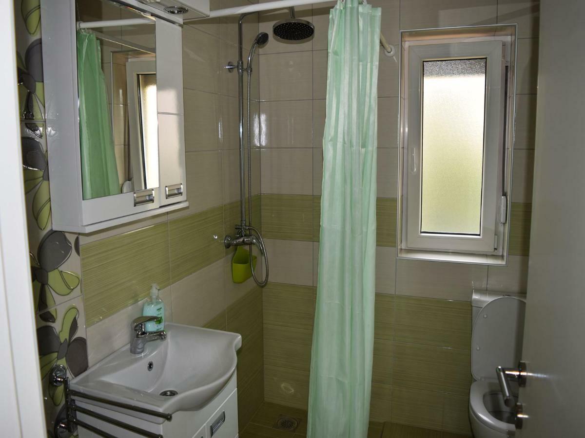 Iva Apartmani Tribunj  Ngoại thất bức ảnh